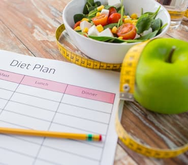 Home healthcare services in Chennai provided by professional nurse